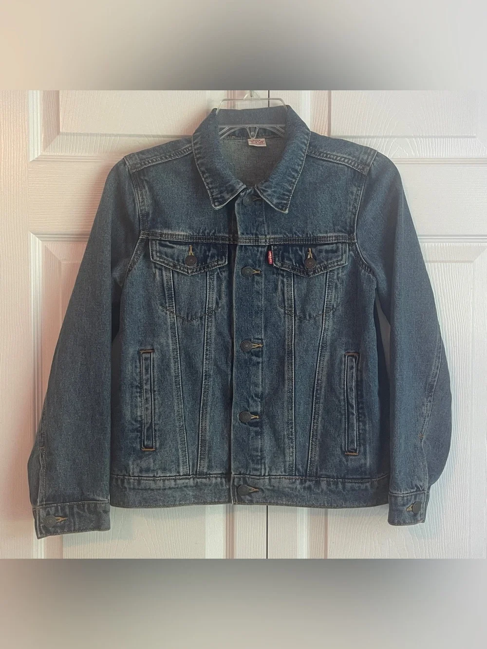 Levi’s Youth Denim Trucker Jacket USA Flag & Levi’s Patch Size Medium
